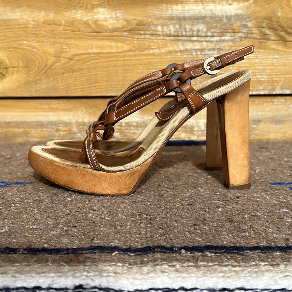 SERGIO ROSSI Women’s Platform High Heel Sandal with Bone accent t-strap SZ. 7.5